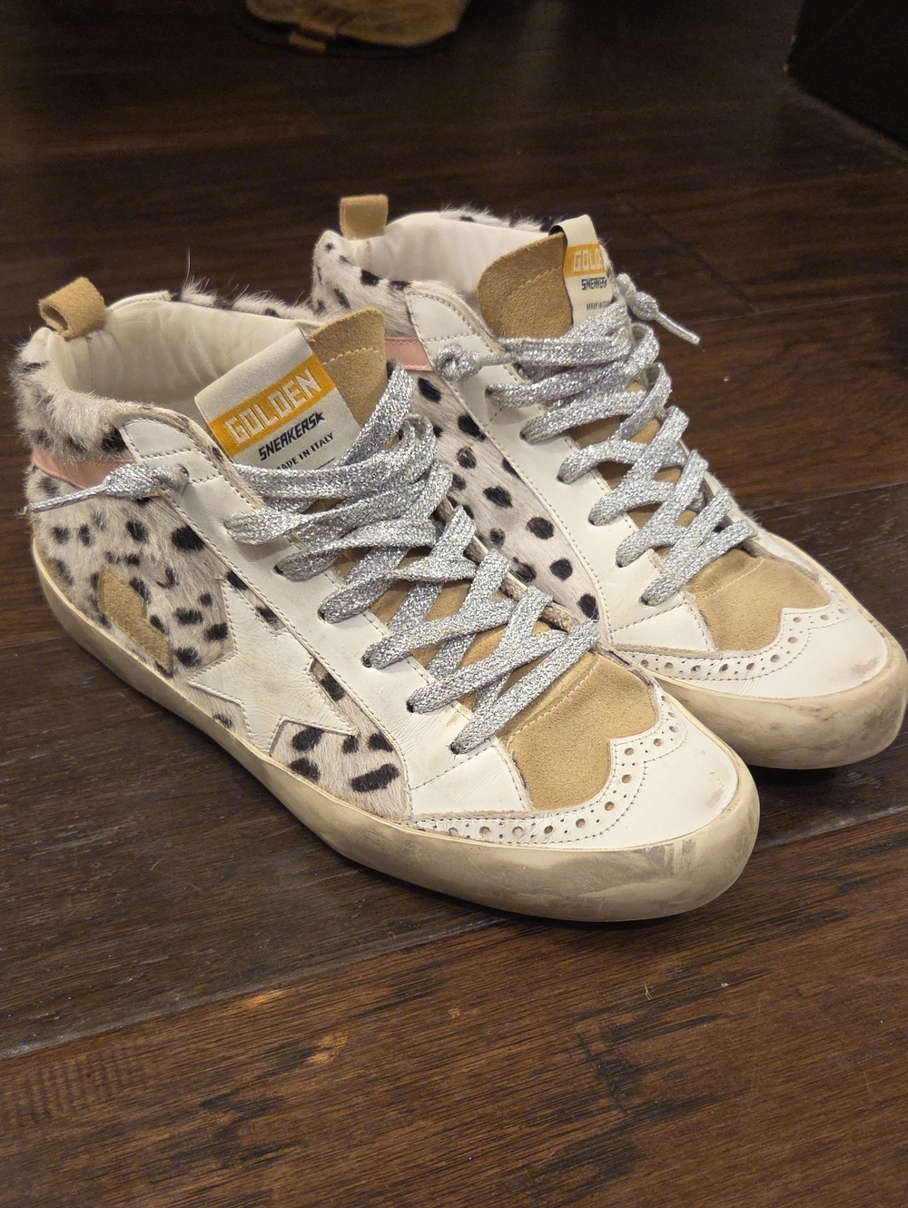 Golden Goose Dalmation Mid Stars-39